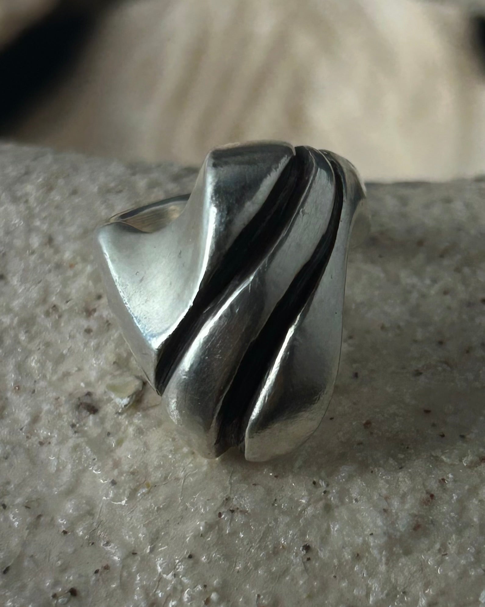 EL ESCARABAJO — Scarab Ring
