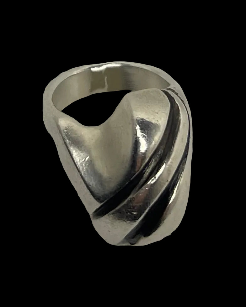 EL ESCARABAJO — Scarab Ring